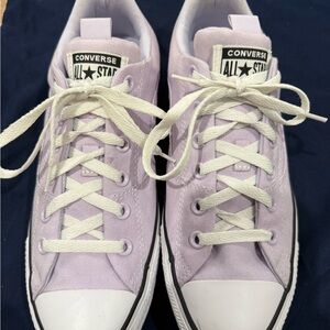 Converse Women's Lilac Sneakers
